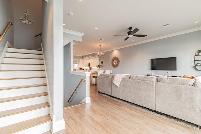 164 BRIGHTWATER DRIVE 2, Clearwater Beach, FL 33767