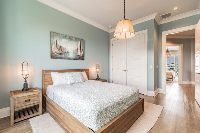 164 BRIGHTWATER DRIVE 2, Clearwater Beach, FL 33767