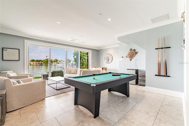 164 BRIGHTWATER DRIVE 2, Clearwater Beach, FL 33767