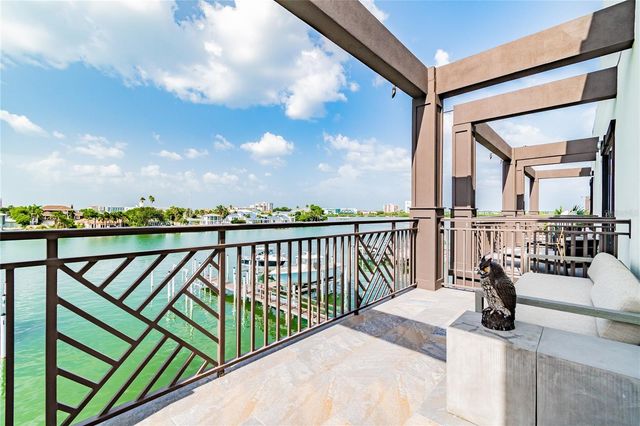 164 BRIGHTWATER DRIVE 2, Clearwater Beach, FL 33767