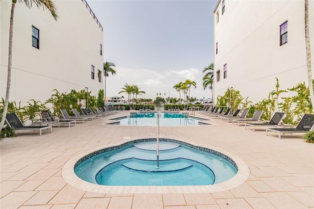 164 BRIGHTWATER DRIVE 2, Clearwater Beach, FL 33767