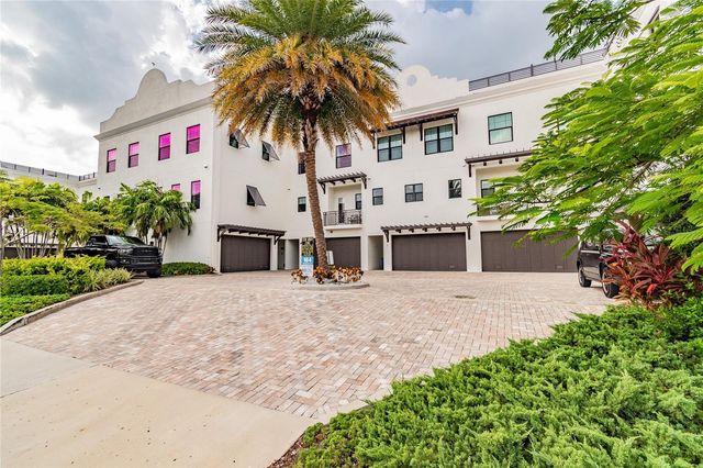 164 BRIGHTWATER DRIVE 2, Clearwater Beach, FL 33767