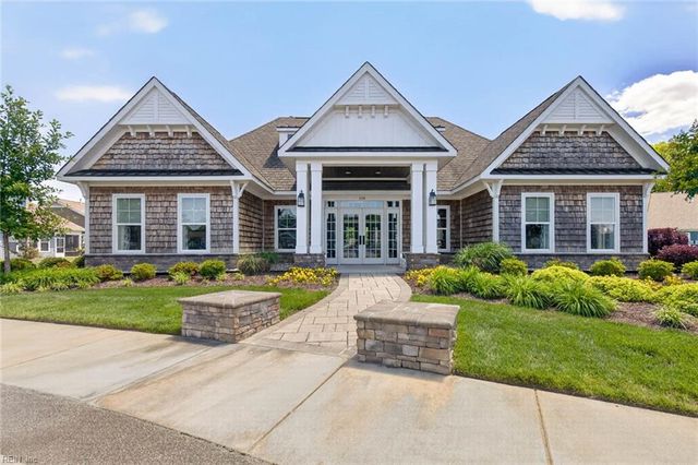 104 Sanctuary DR, Suffolk, VA 23435