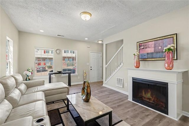 3604 Ginnis Road SW 6, Atlanta, GA 30331