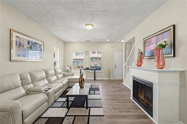 3604 Ginnis Road SW 6, Atlanta, GA 30331