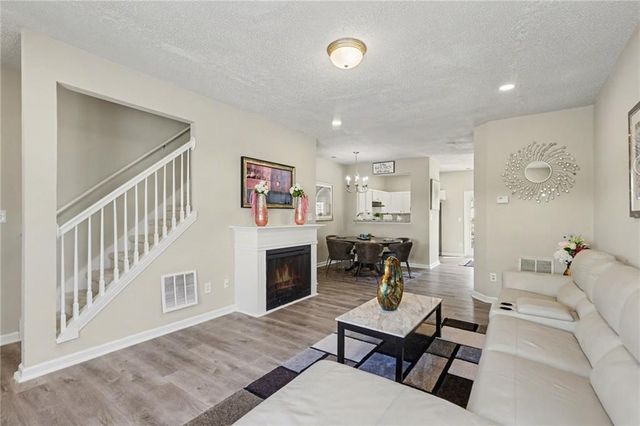 3604 Ginnis Road SW 6, Atlanta, GA 30331