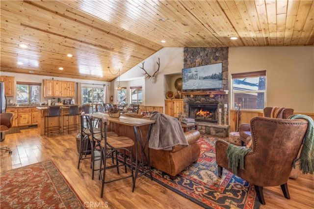 424 Mountainaire Lane, Big Bear Lake, CA 92315