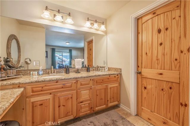 424 Mountainaire Lane, Big Bear Lake, CA 92315