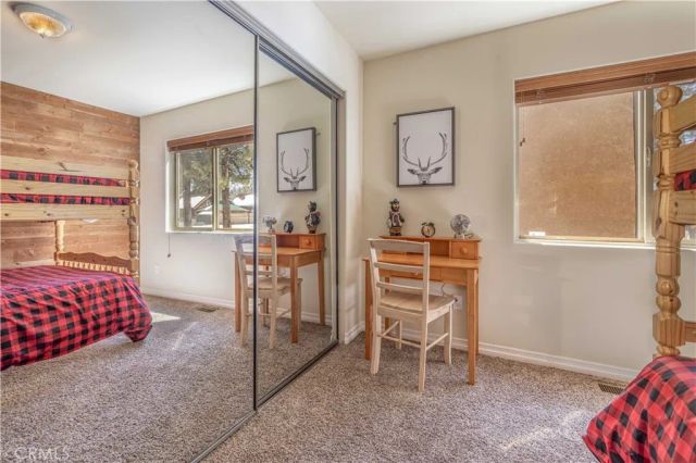 424 Mountainaire Lane, Big Bear Lake, CA 92315