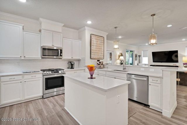 6020 Wild Olive Way, Vero Beach, FL 32966