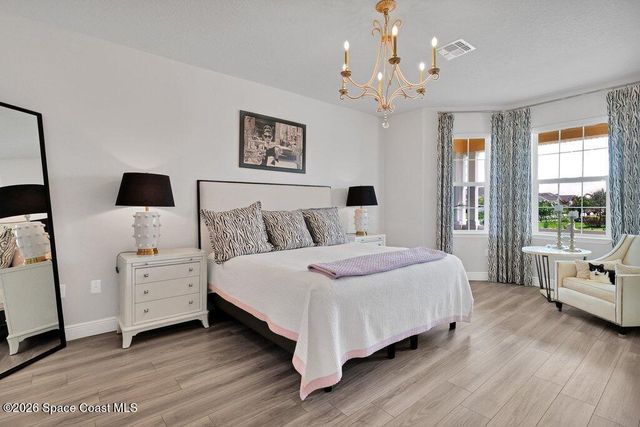 6020 Wild Olive Way, Vero Beach, FL 32966