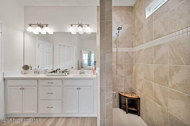 6020 Wild Olive Way, Vero Beach, FL 32966