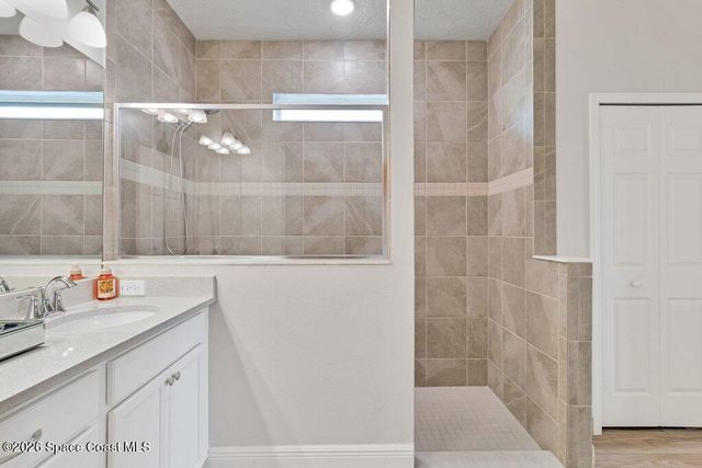 6020 Wild Olive Way, Vero Beach, FL 32966