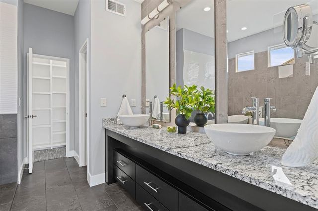 17305 Umbra Street, Overland Park, KS 66221