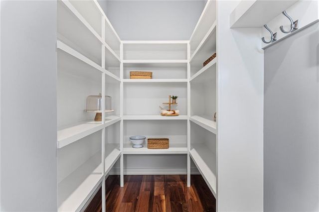 17305 Umbra Street, Overland Park, KS 66221