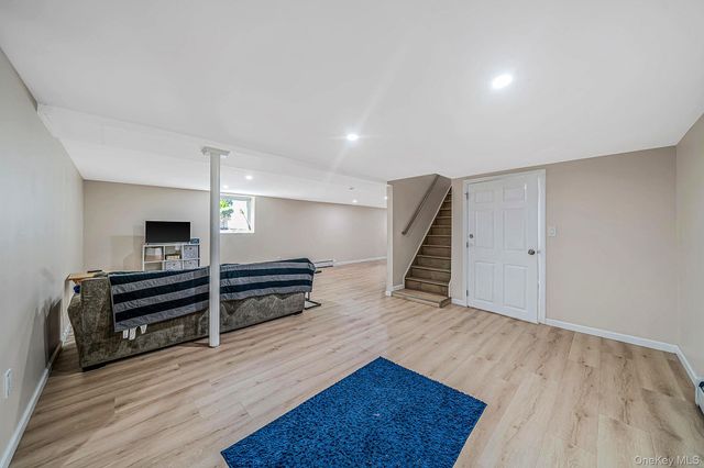 7 Somerset Street, Centereach, NY 11720