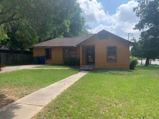 1021 Oak Drive, Huntsville, TX 77320