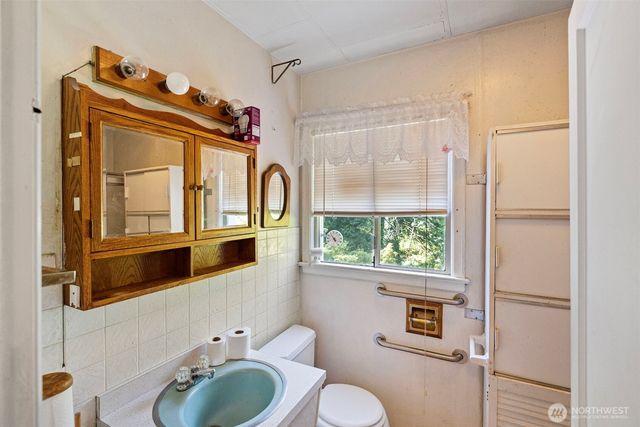 4727 Chico Way NW, Bremerton, WA 98312