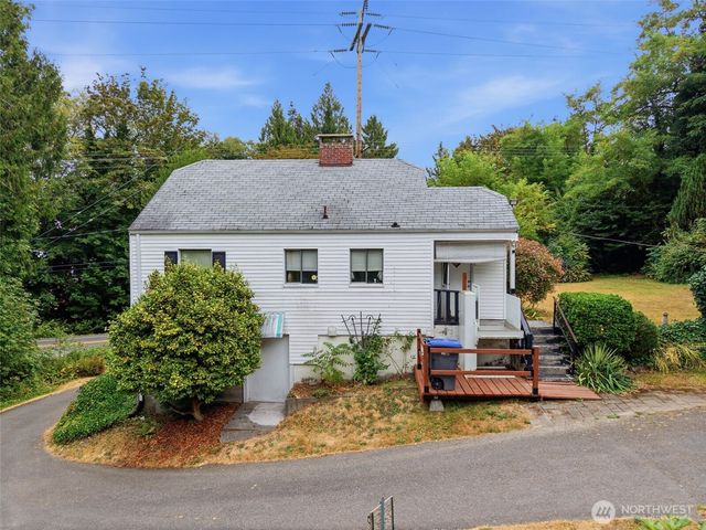 4727 Chico Way NW, Bremerton, WA 98312