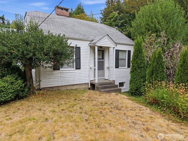 4727 Chico Way NW, Bremerton, WA 98312