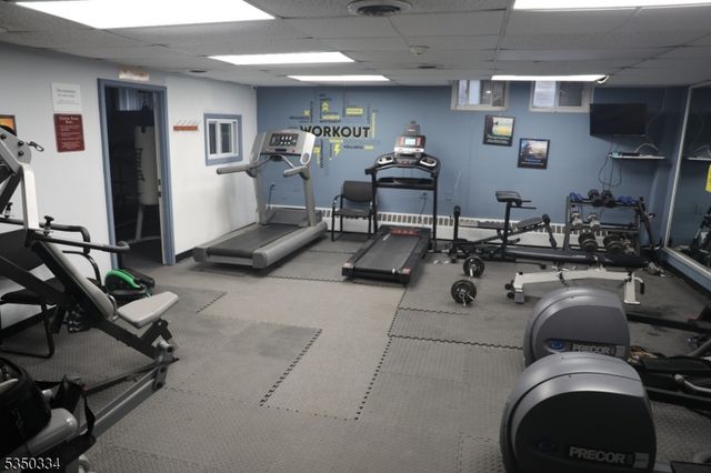 39 E 39Th St 7R, Paterson City, NJ 07514