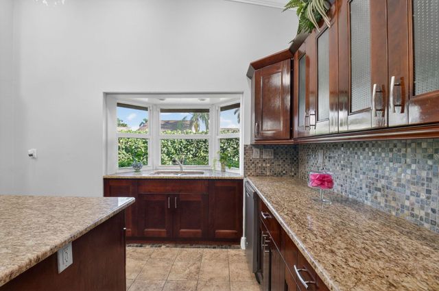 1290 NW 21st Terrace, Delray Beach, FL 33445