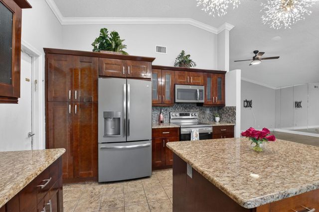 1290 NW 21st Terrace, Delray Beach, FL 33445