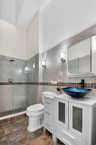 1290 NW 21st Terrace, Delray Beach, FL 33445