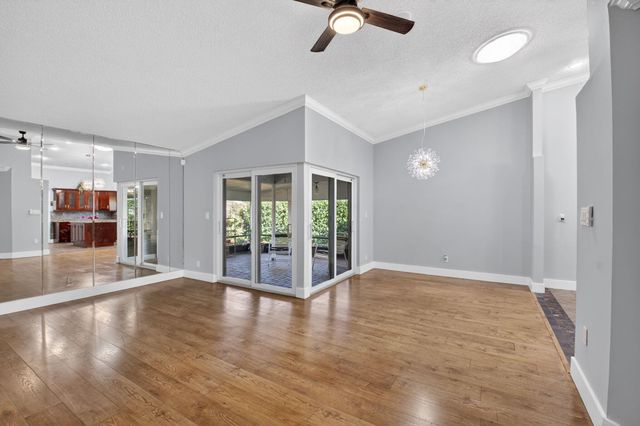 1290 NW 21st Terrace, Delray Beach, FL 33445