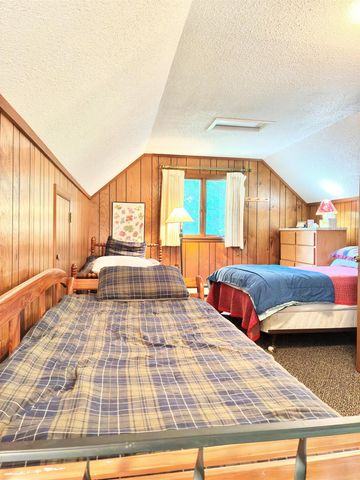 7203 Valley, Honor, MI 49640