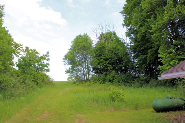 7203 Valley, Honor, MI 49640