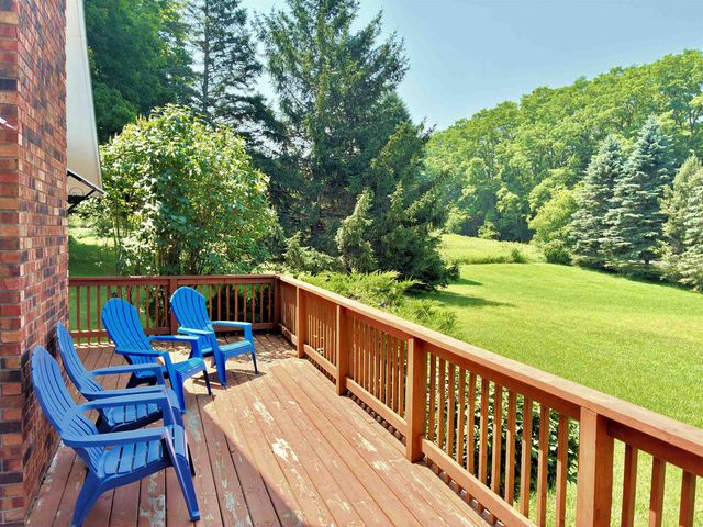 7203 Valley, Honor, MI 49640