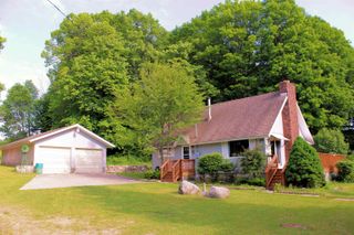 7203 Valley, Honor, MI 49640