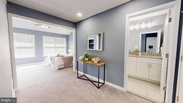 4313 LEOLA AVE, Halethorpe, MD 21227