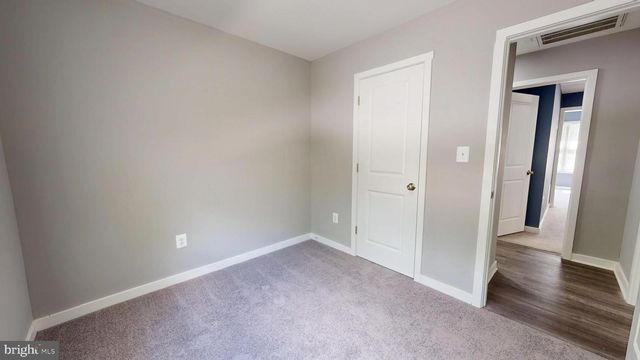 4313 LEOLA AVE, Halethorpe, MD 21227