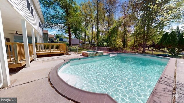 4313 LEOLA AVE, Halethorpe, MD 21227