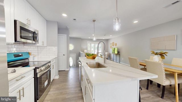 4313 LEOLA AVE, Halethorpe, MD 21227
