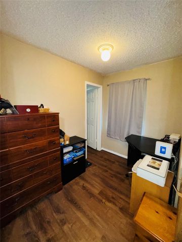 305 S 1st Street, Crandall, TX 75114