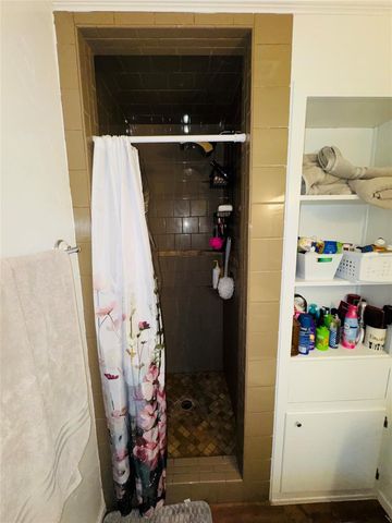 305 S 1st Street, Crandall, TX 75114