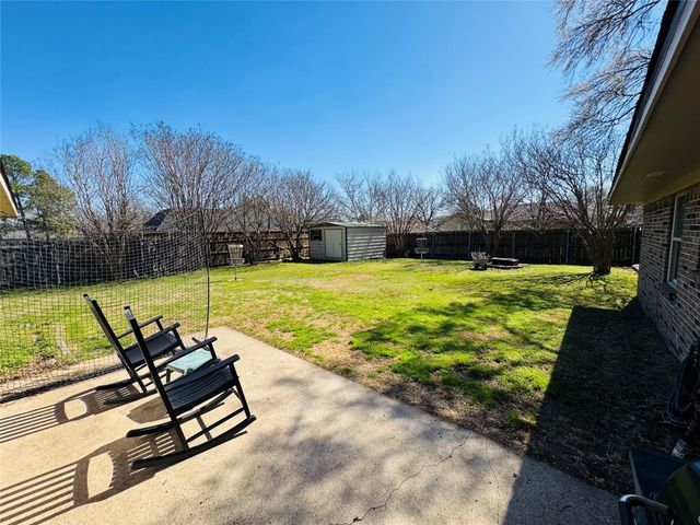 305 S 1st Street, Crandall, TX 75114