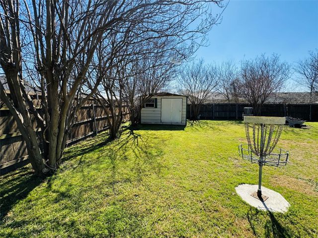 305 S 1st Street, Crandall, TX 75114