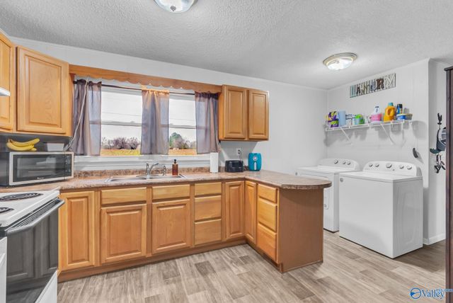 954 Boles Road, New Market, AL 35761