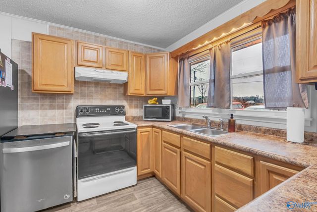 954 Boles Road, New Market, AL 35761