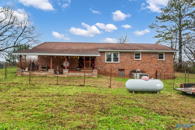954 Boles Road, New Market, AL 35761