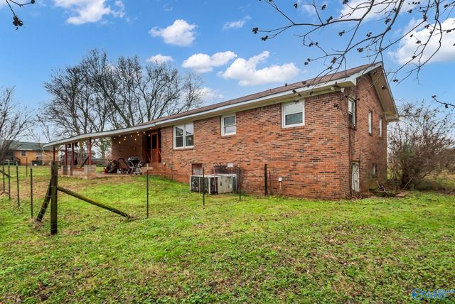 954 Boles Road, New Market, AL 35761