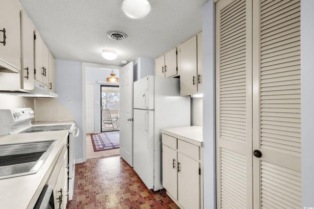 1000 11th Ave N Apt 113, North Myrtle Beach, SC 29582