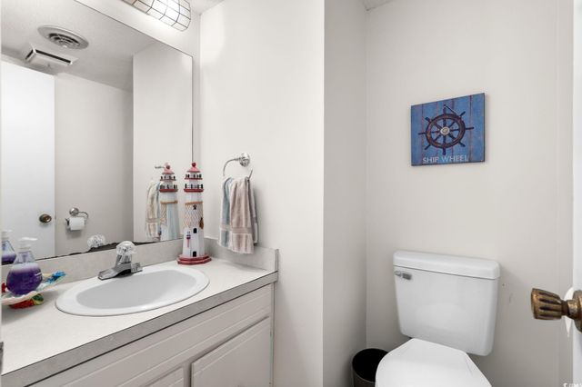 1000 11th Ave N Apt 113, North Myrtle Beach, SC 29582