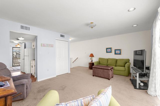 1000 11th Ave N Apt 113, North Myrtle Beach, SC 29582