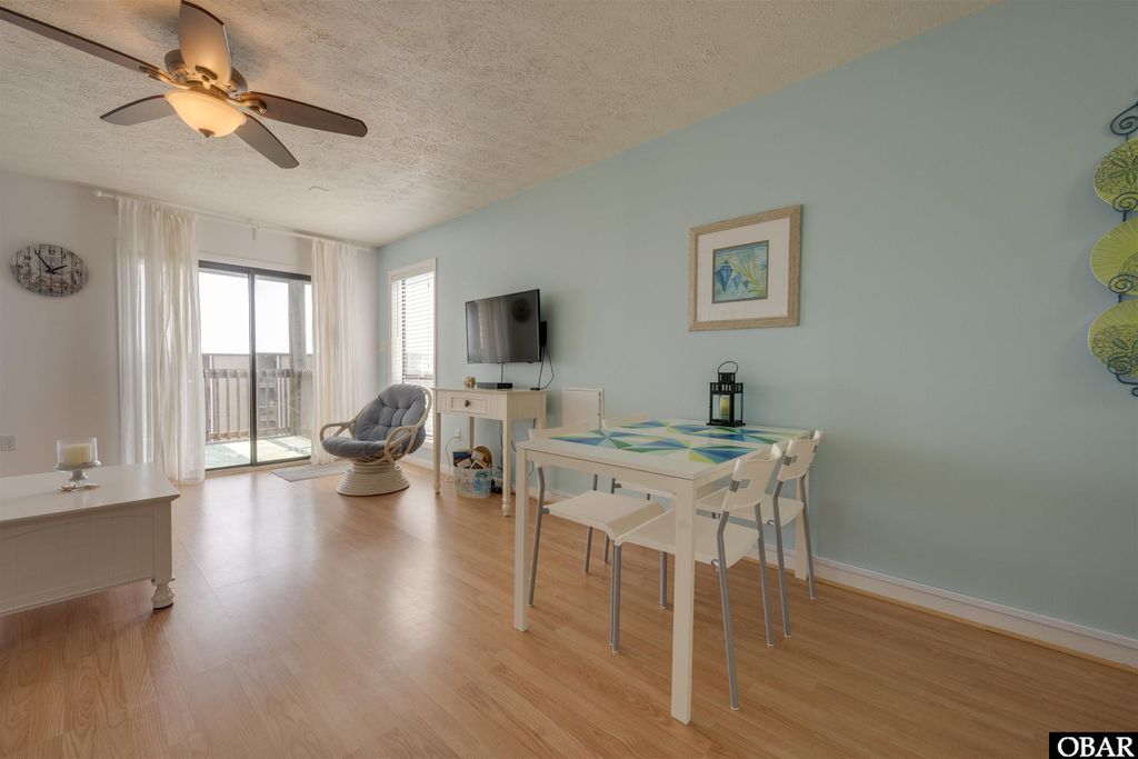 Image 5 of property listing at 117 Sea Colony Dr Unit B312, Duck, NC 27949