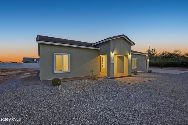 21035 W OCOTILLO Avenue, Buckeye, AZ 85326